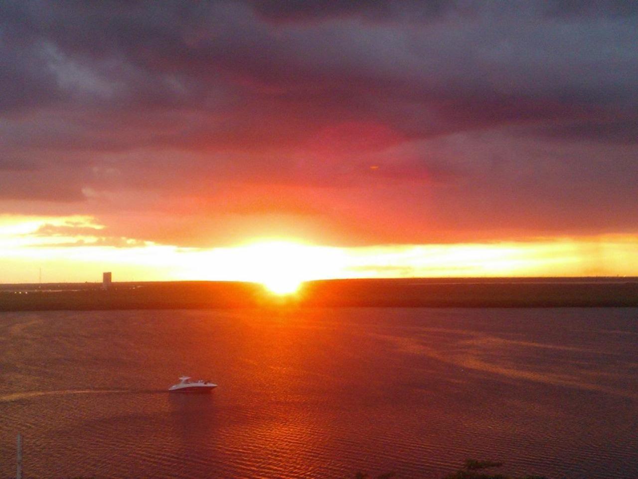 “Magic Sunrise At Cancun” Exterior foto