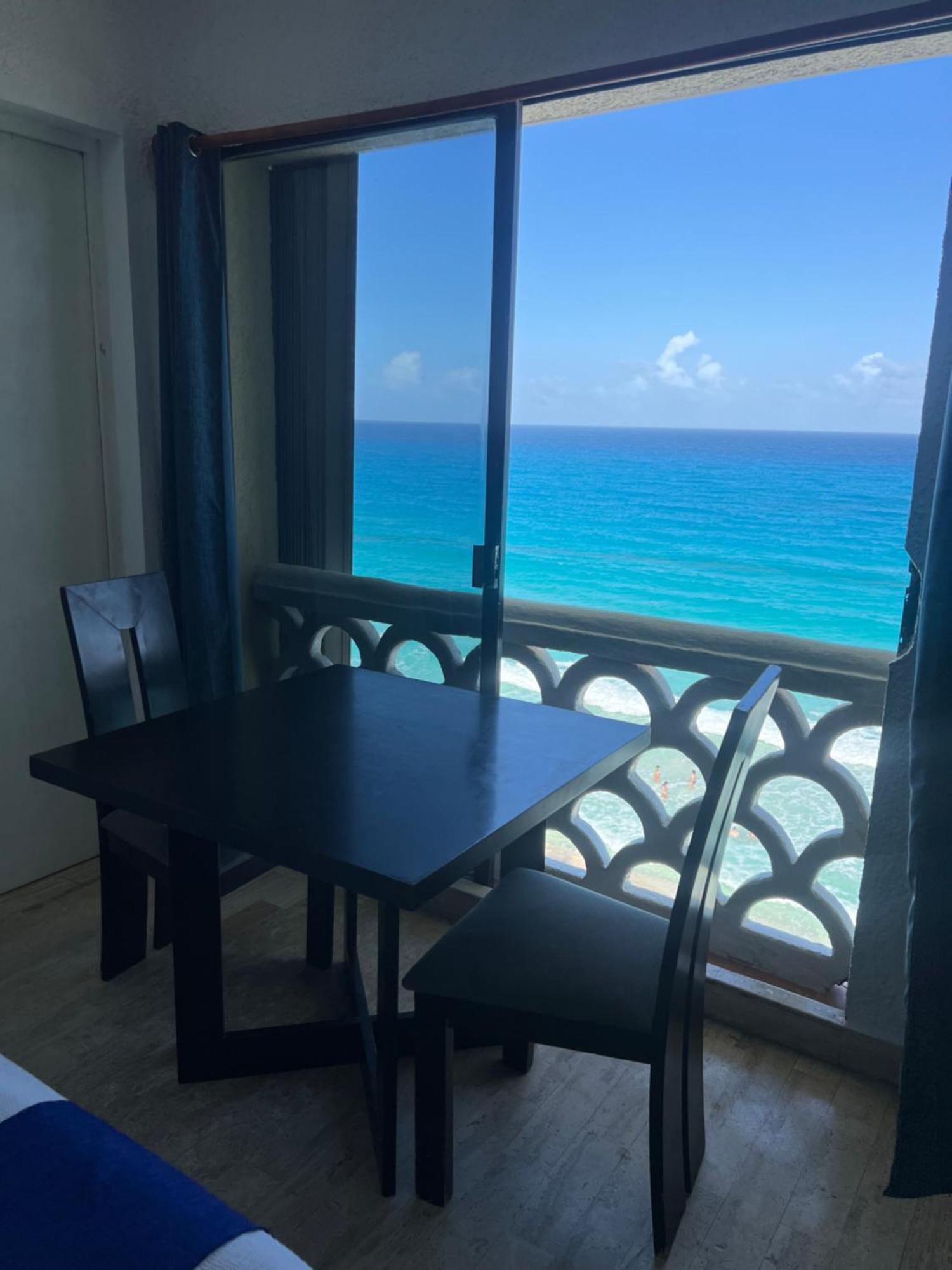 “Magic Sunrise At Cancun” Exterior foto