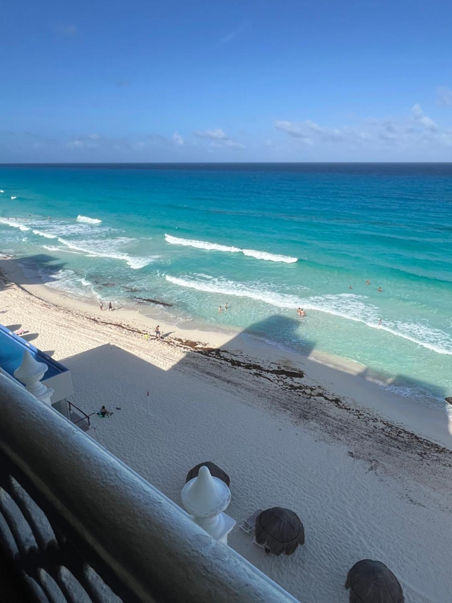 “Magic Sunrise At Cancun” Exterior foto